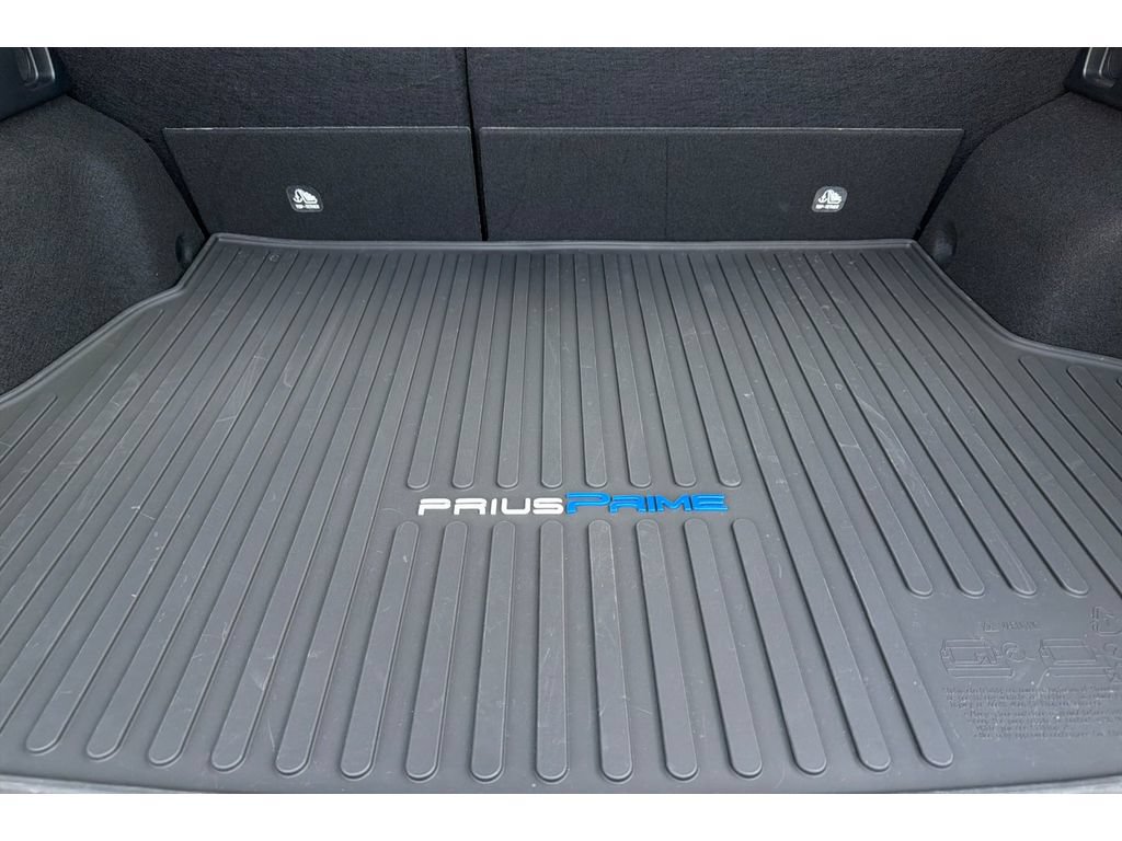 Certified 2021 Toyota Prius Prime Limited FWD image 16