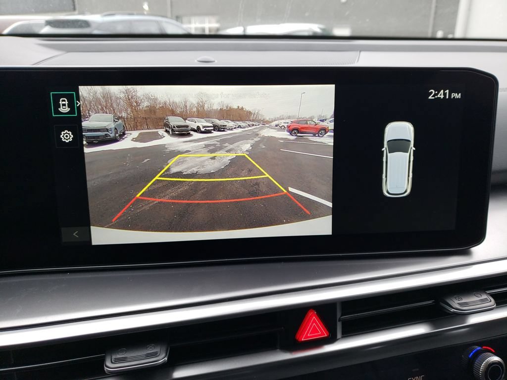 New 2026 Kia Sorento S FWD image 17