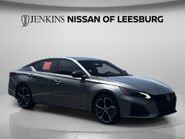 Certified 2024 Nissan Altima 2.5 SR FWD image 1
