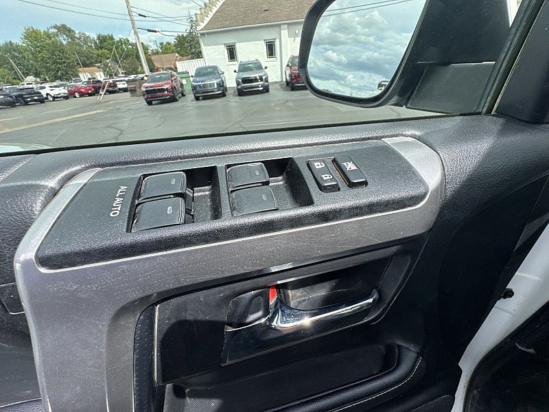 Used 2021 Toyota 4Runner SR5 image 11