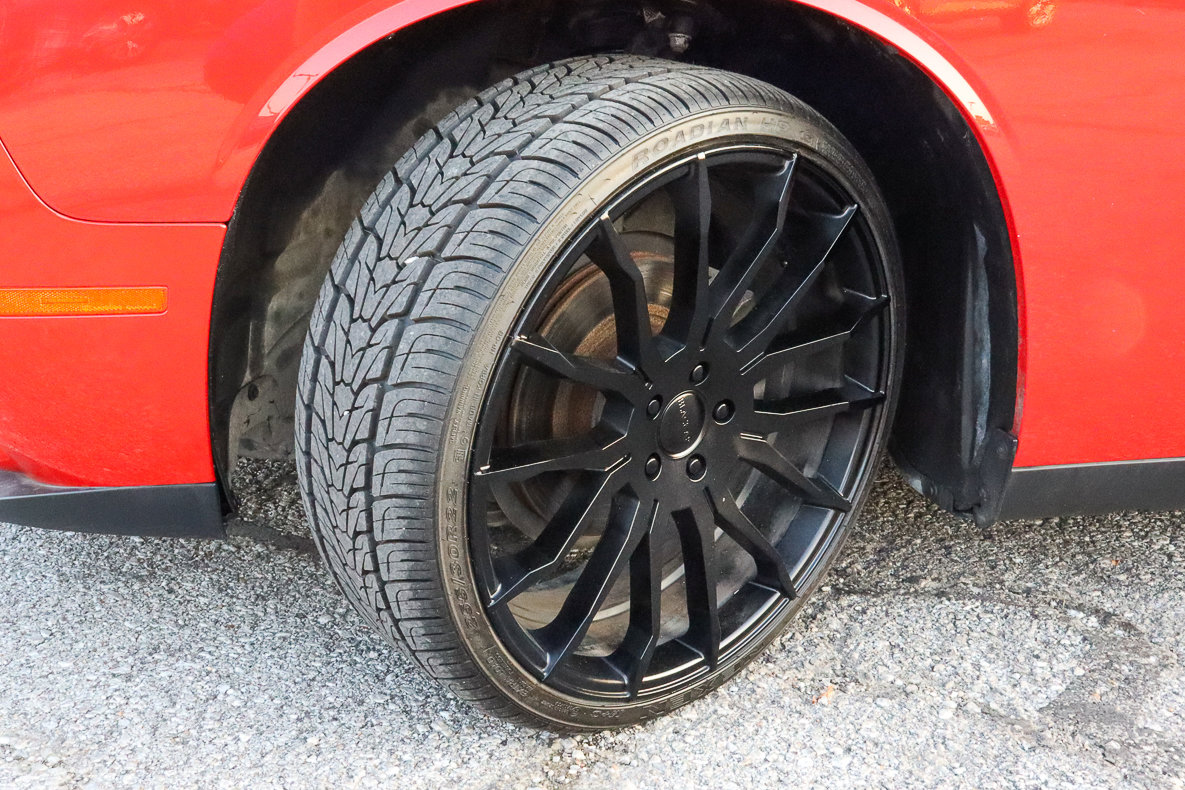 Used 2019 Dodge Challenger SXT image 16