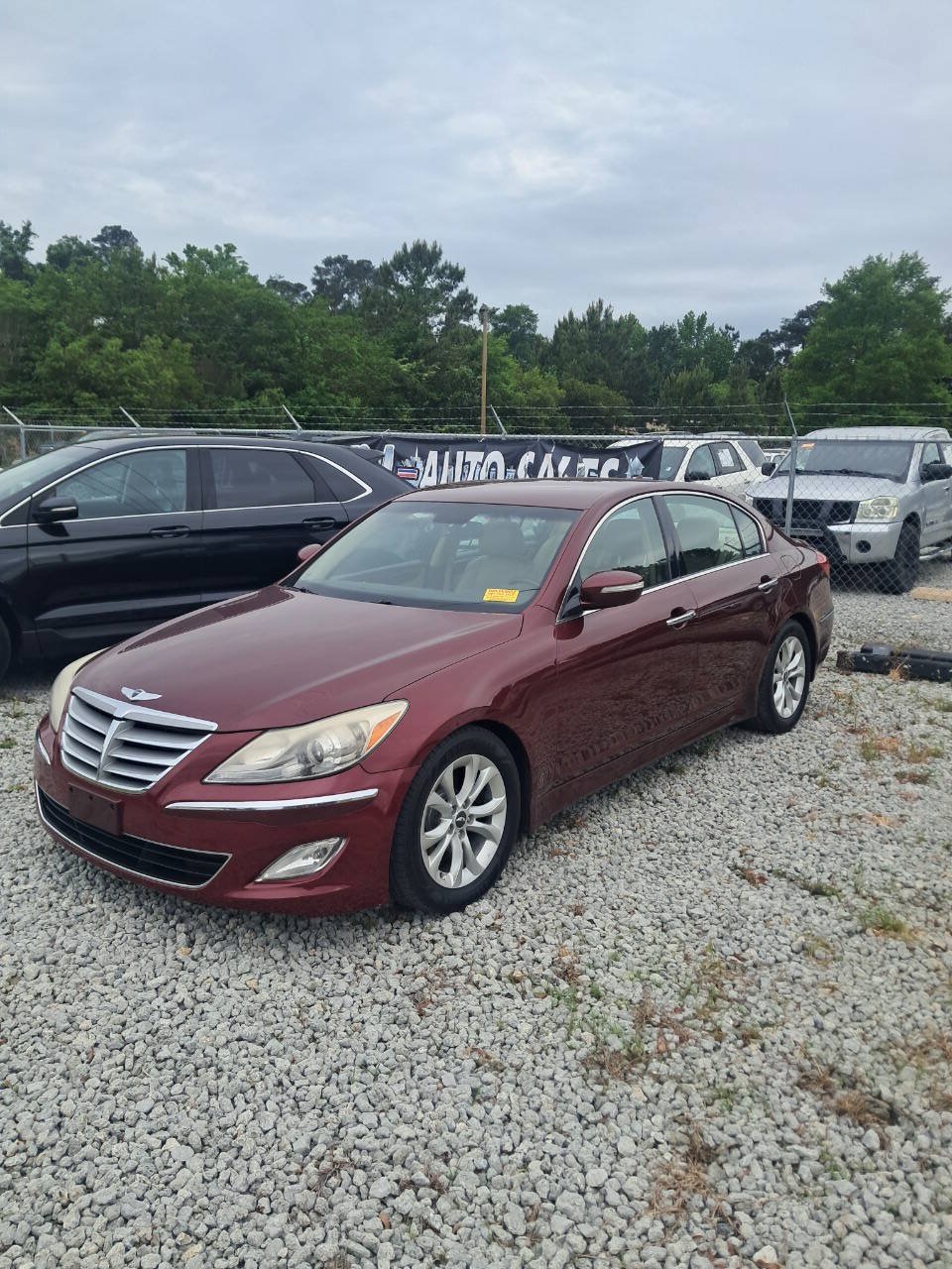 Used 2012 Hyundai Genesis 3.8 RWD image 1