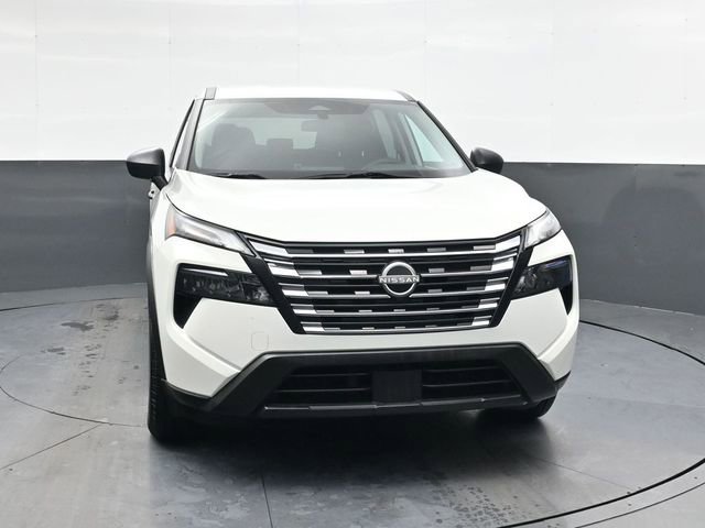 Used 2024 Nissan Rogue S image 11