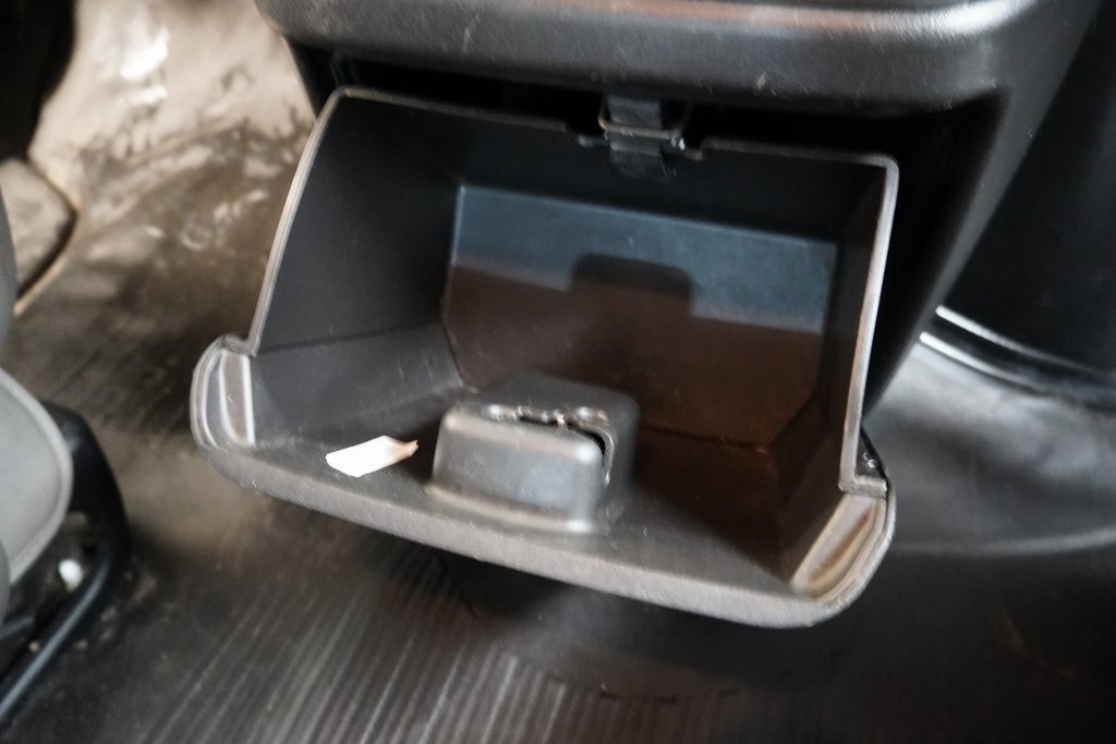 Used 2019 Chevrolet Express 2500 w/ Driver Convenience Package image 22