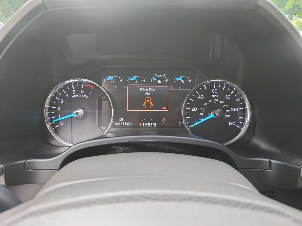 Used 2019 Ford Expedition XLT w/ Equipment Group 202A RWD image 21