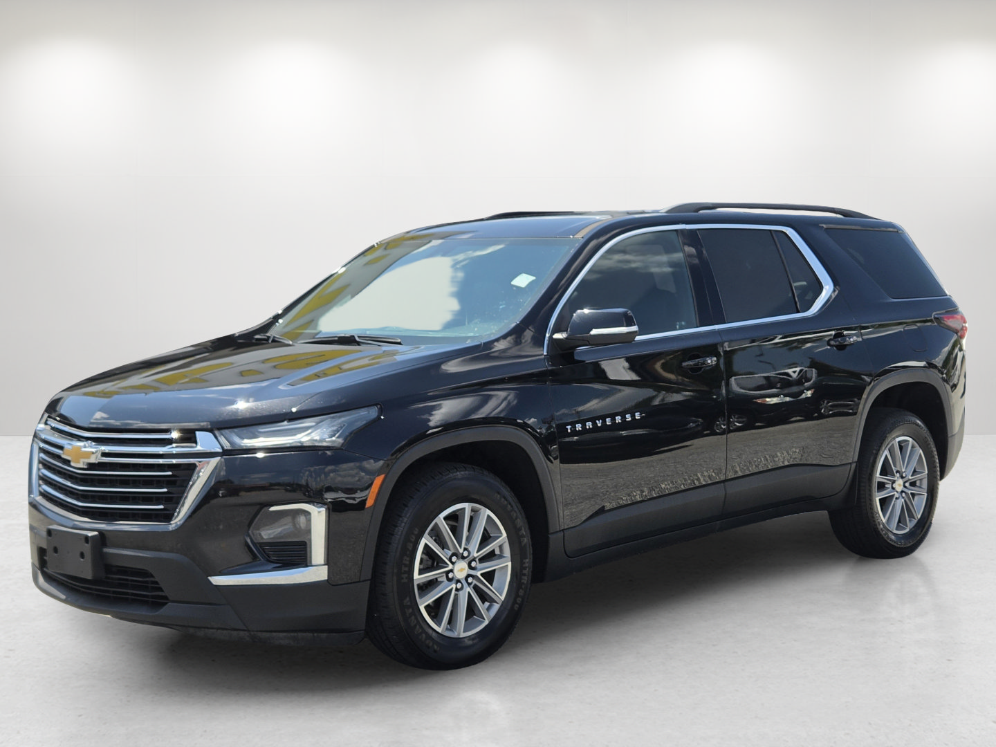Used 2022 Chevrolet Traverse LT