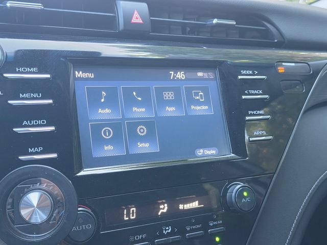 Used 2019 Toyota Camry SE w/ Carpet Mat Package FWD image 25