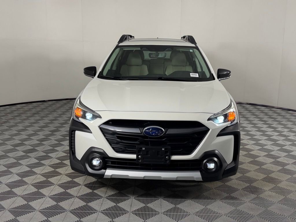 Used 2023 Subaru Outback Limited XT image 5