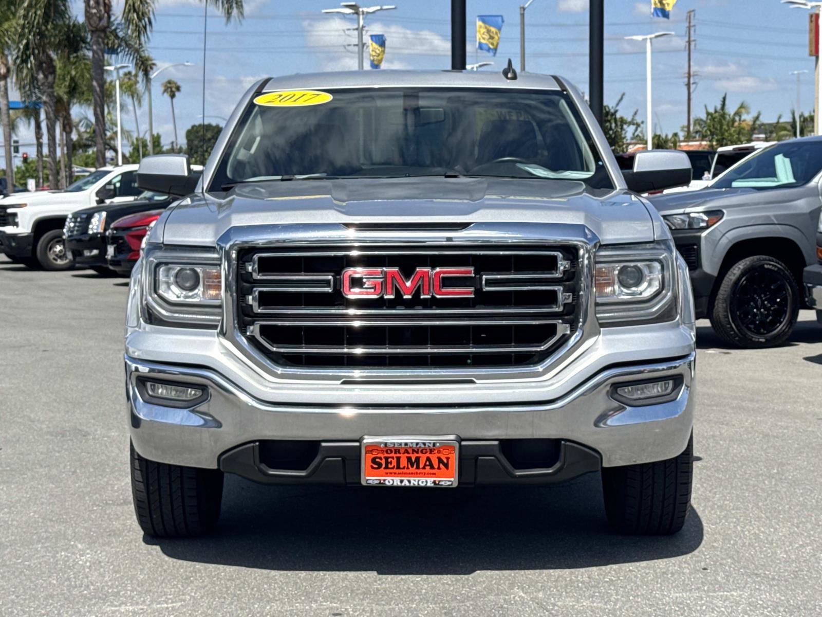 Used 2017 GMC Sierra 1500 SLE w/ SLE Value Package RWD image 2