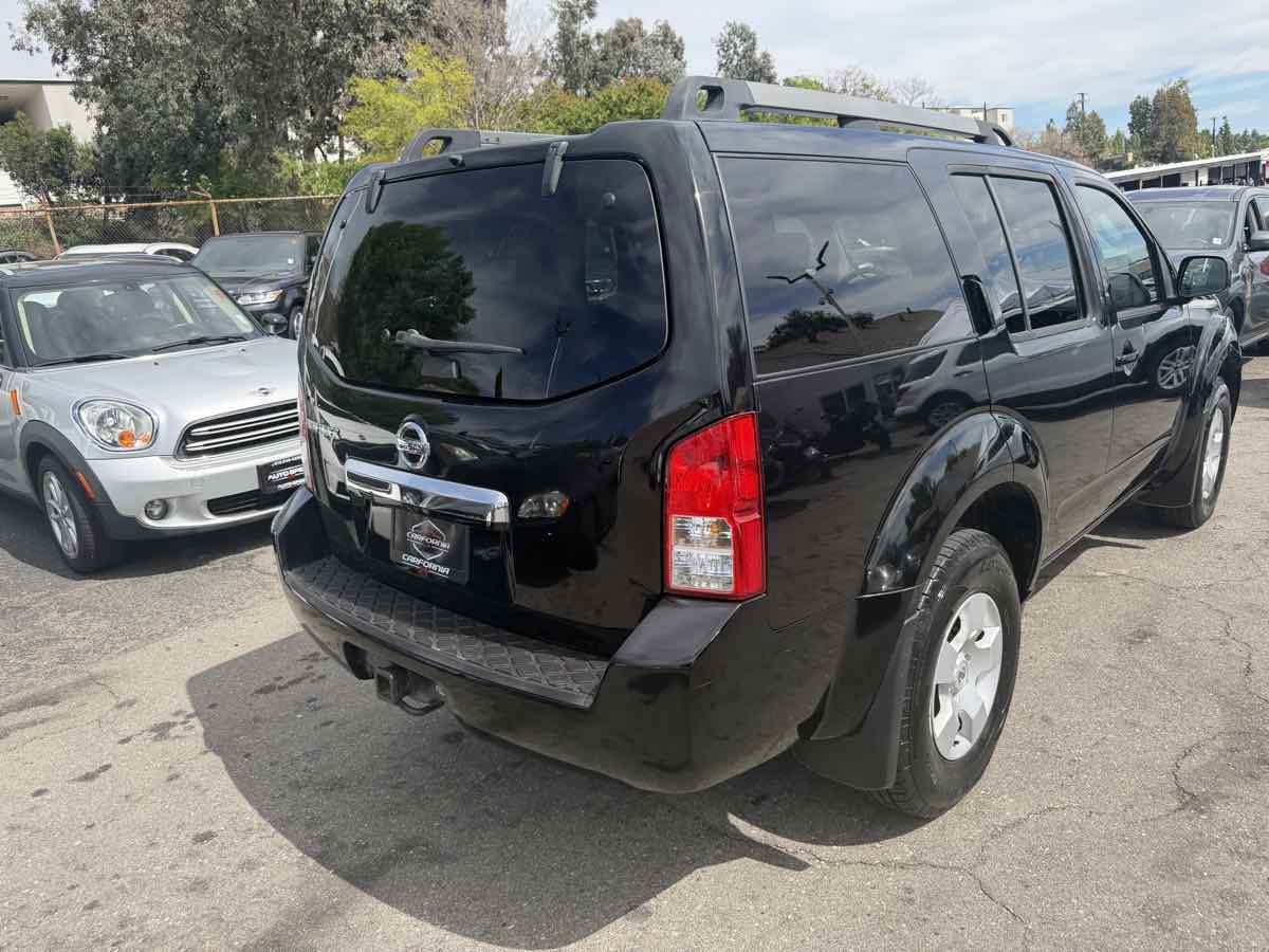 Used 2012 Nissan Pathfinder S image 6