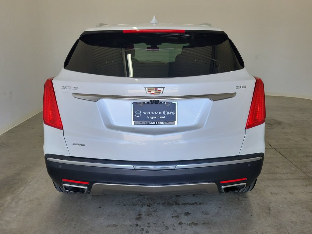 Used 2017 Cadillac XT5 Platinum w/ Driver Assist Package AWD/4WD image 6