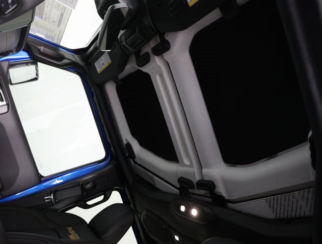 New 2025 Jeep Wrangler Unlimited Rubicon 392 image 13