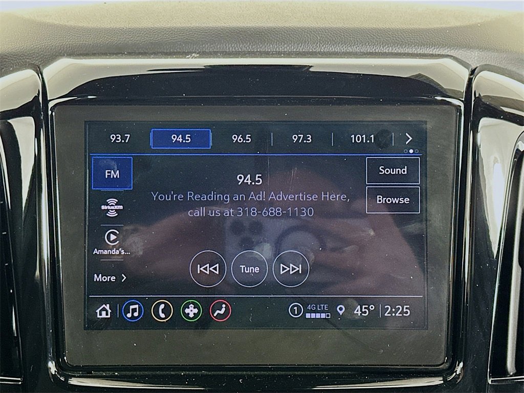 Used 2023 Chevrolet Traverse LT image 18