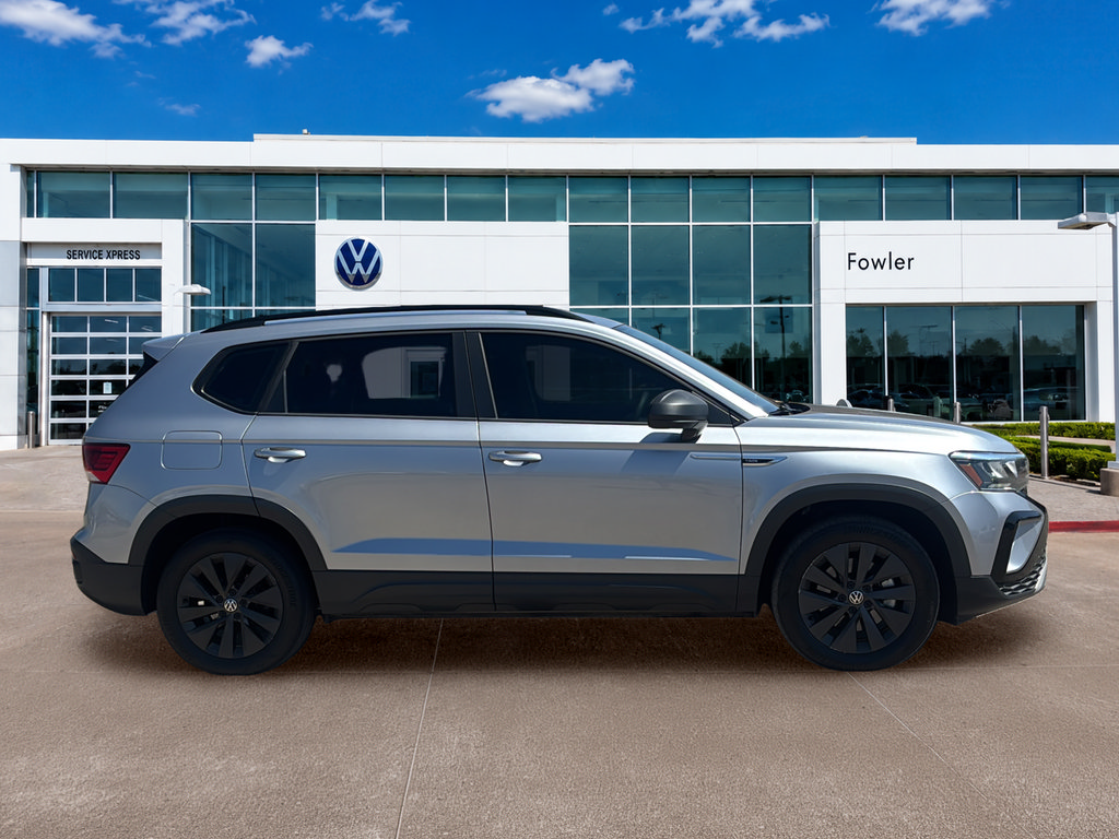 Used 2022 Volkswagen Taos S AWD/4WD image 4
