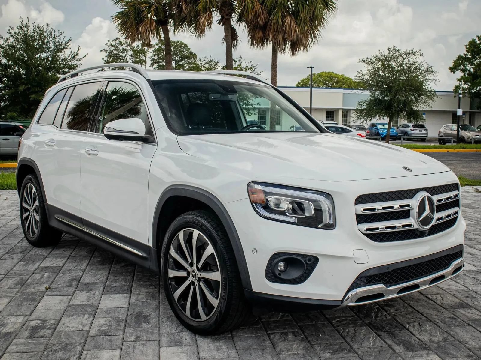 Used 2020 Mercedes-Benz GLB 250 w/ Premium Package