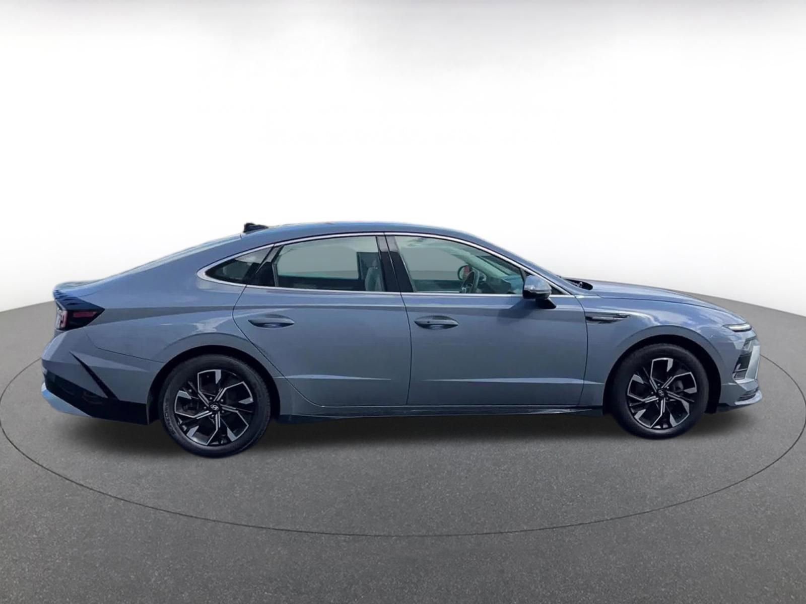 Used 2025 Hyundai Sonata SEL image 16