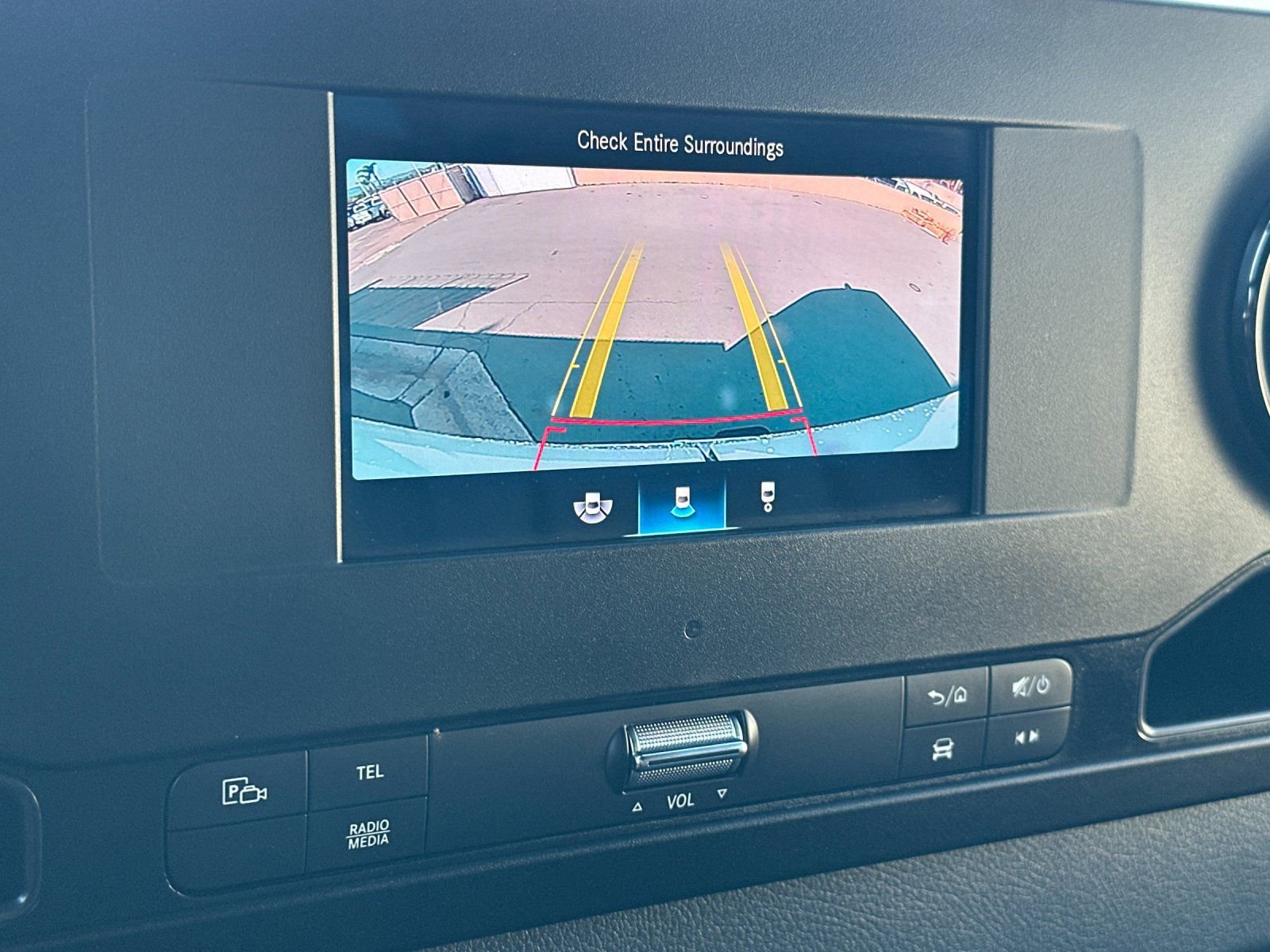 Used 2024 Mercedes-Benz Sprinter 2500 image 22