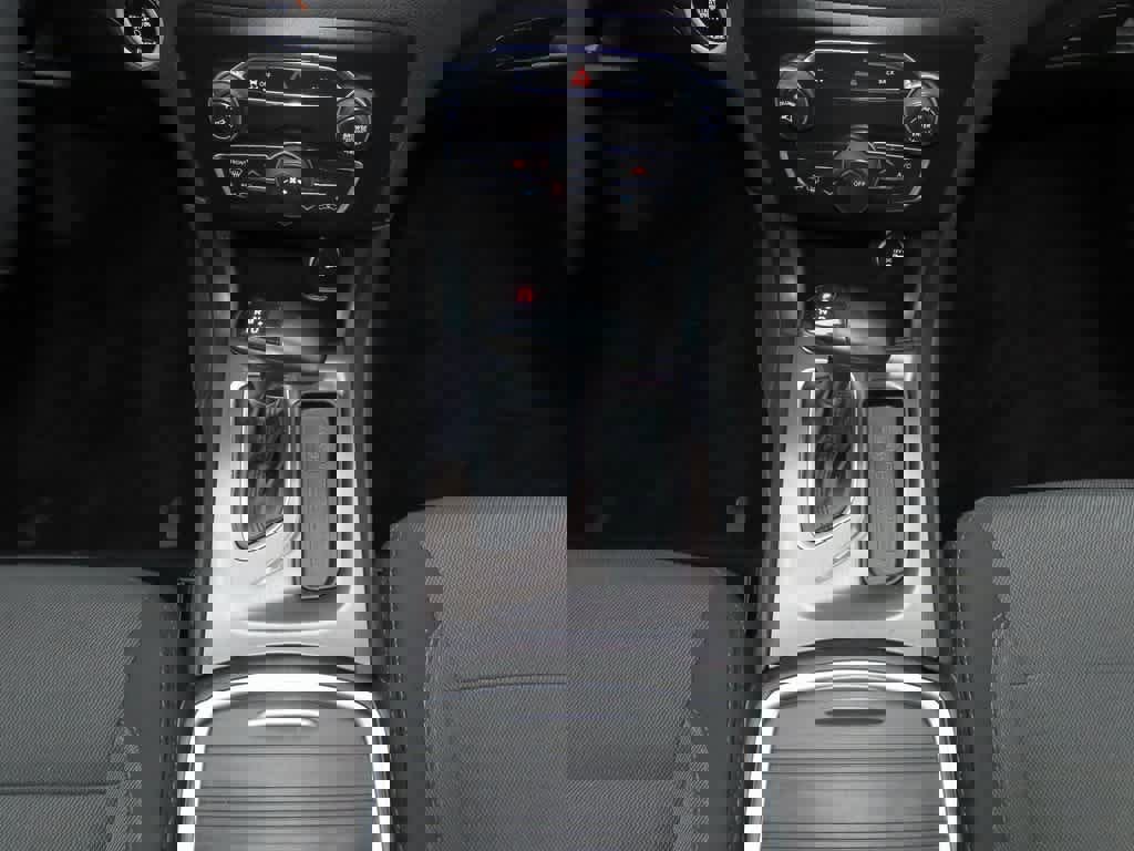 Used 2015 Dodge Charger SE image 20