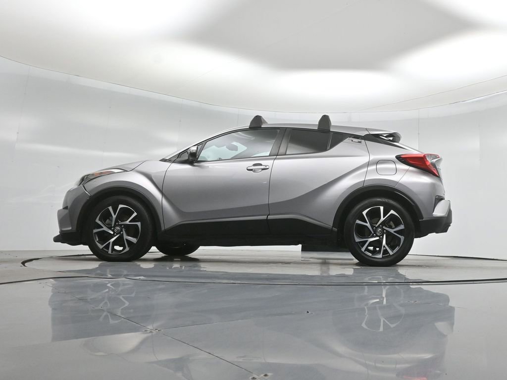 Used 2018 Toyota C-HR XLE image 47