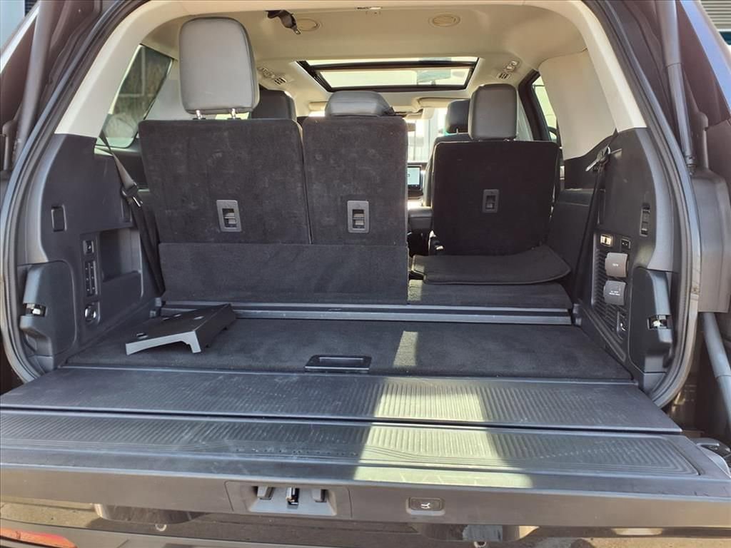 Used 2025 Ford Expedition Active image 30