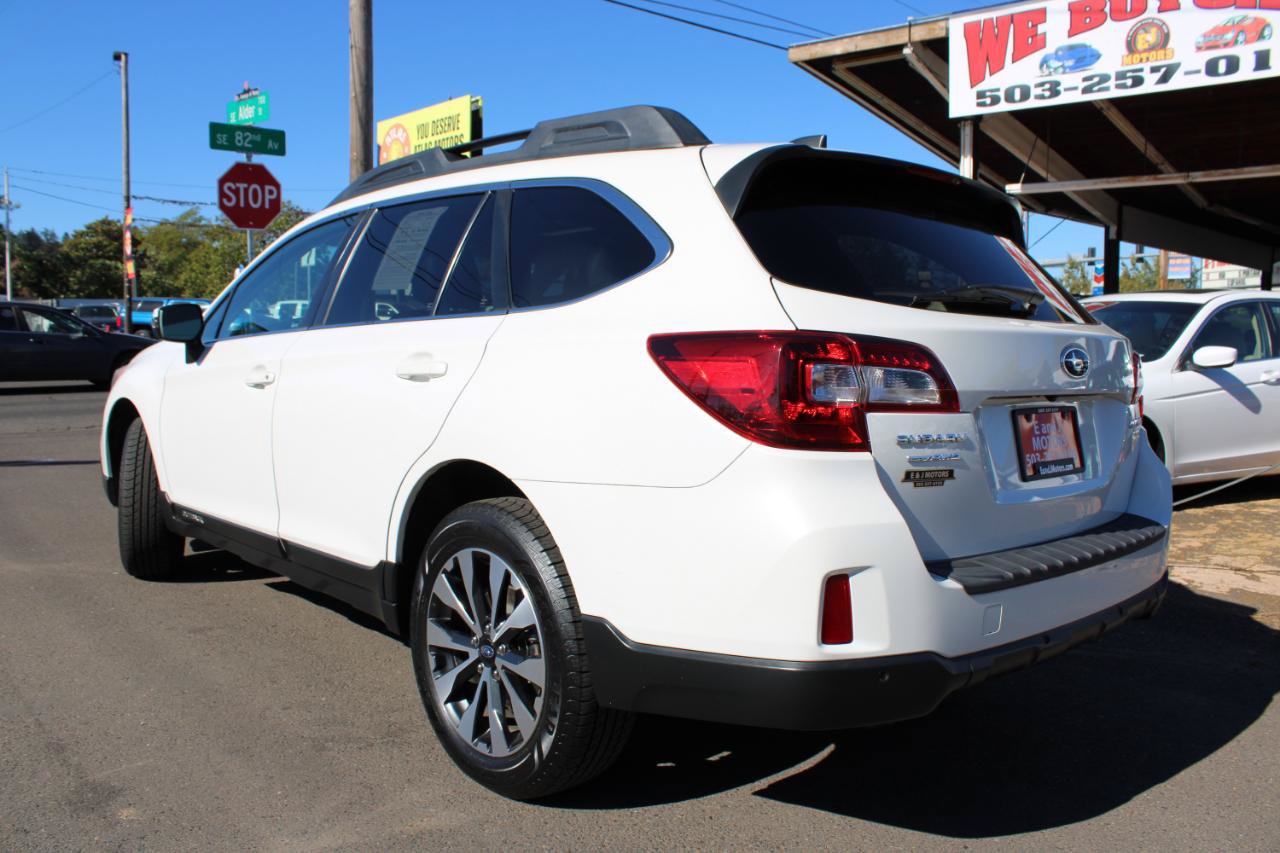Used 2017 Subaru Outback 2.5i Limited AWD/4WD image 5