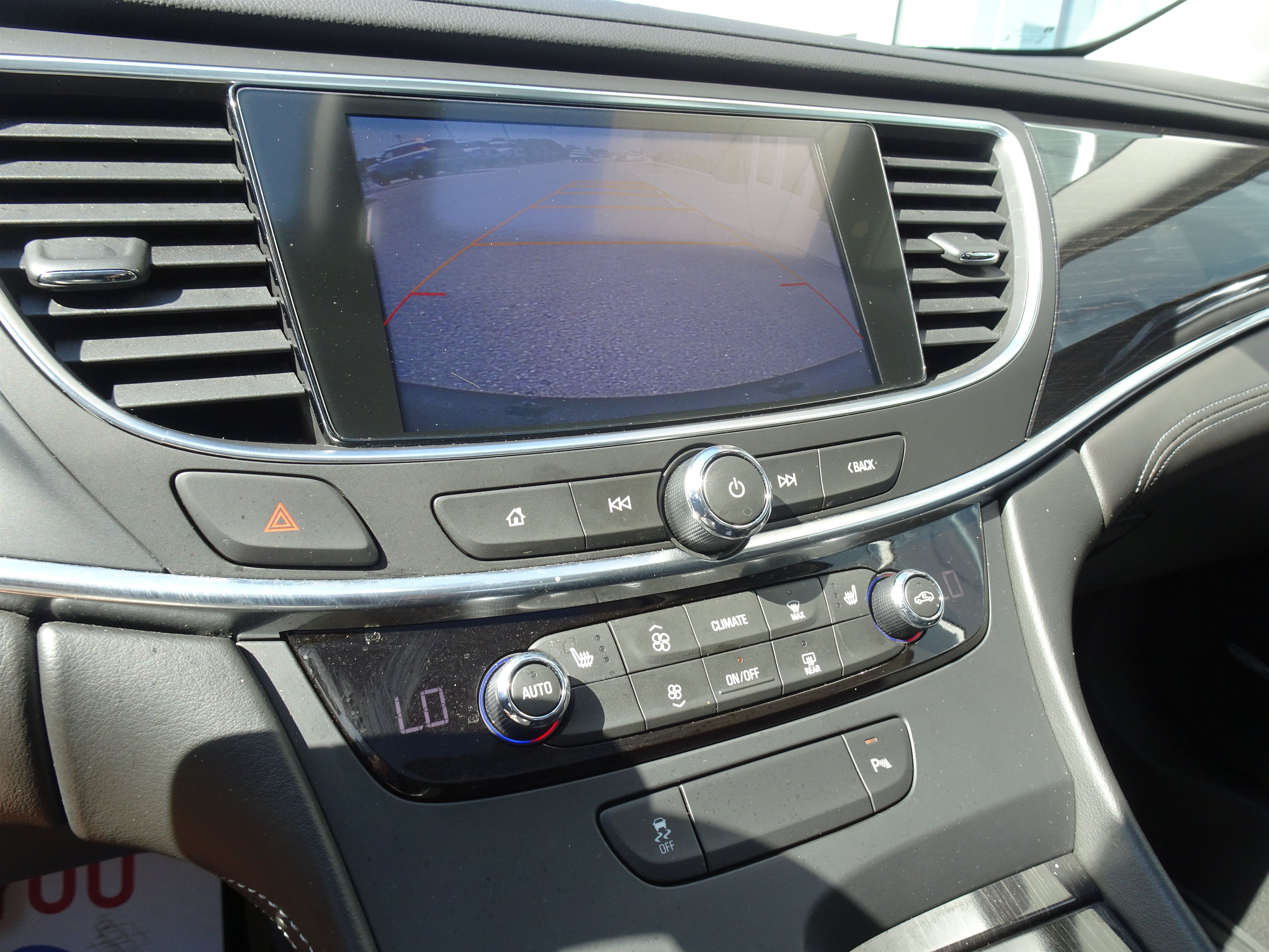 Used 2017 Buick LaCrosse Essence w/ Sun and Shade Package FWD image 19