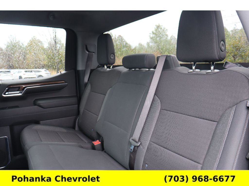 Used 2024 Chevrolet Silverado 1500 LT image 24