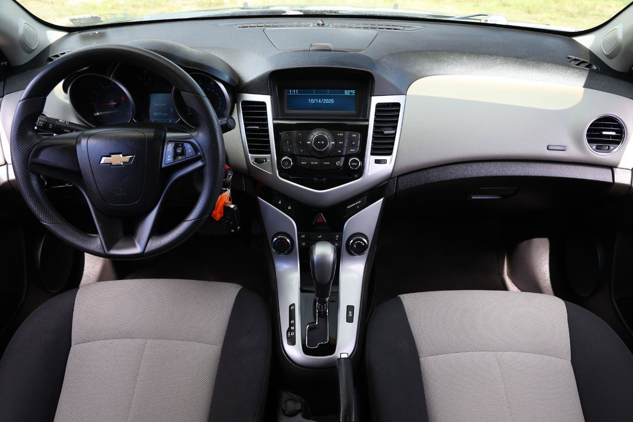 Used 2011 Chevrolet Cruze LS w/ Connectivity Package FWD image 2