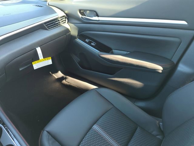 New 2025 Nissan Altima 2.5 SR image 23