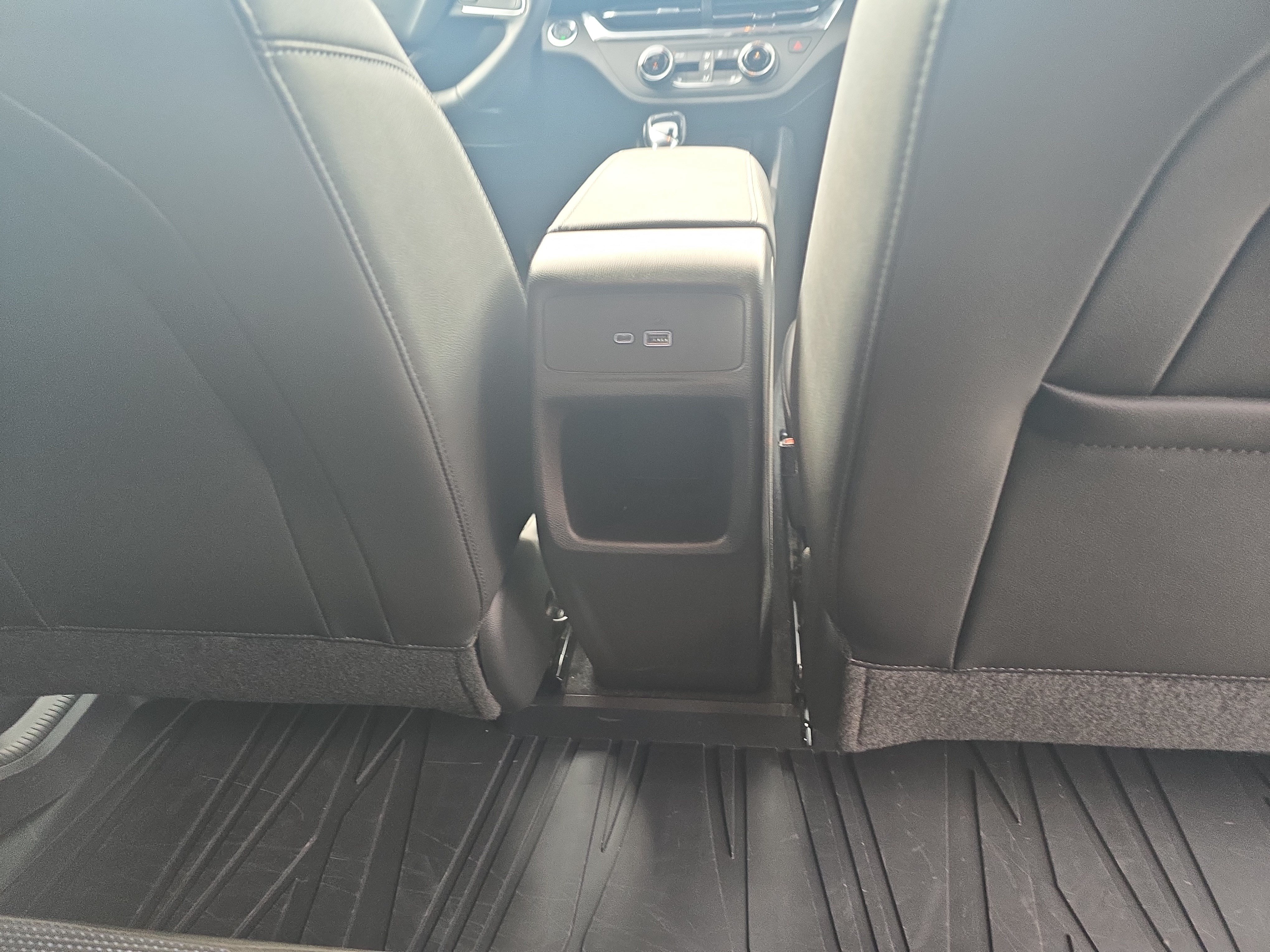 Used 2025 Buick Envista Preferred w/ Convenience I Package FWD image 12