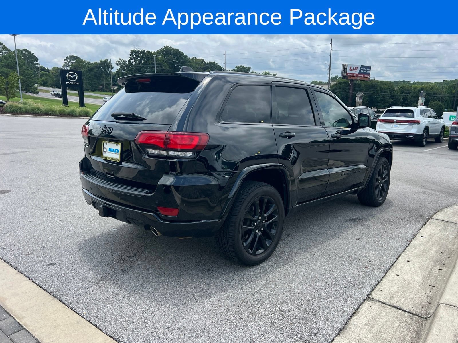 Used 2022 Jeep Grand Cherokee Laredo X RWD image 7