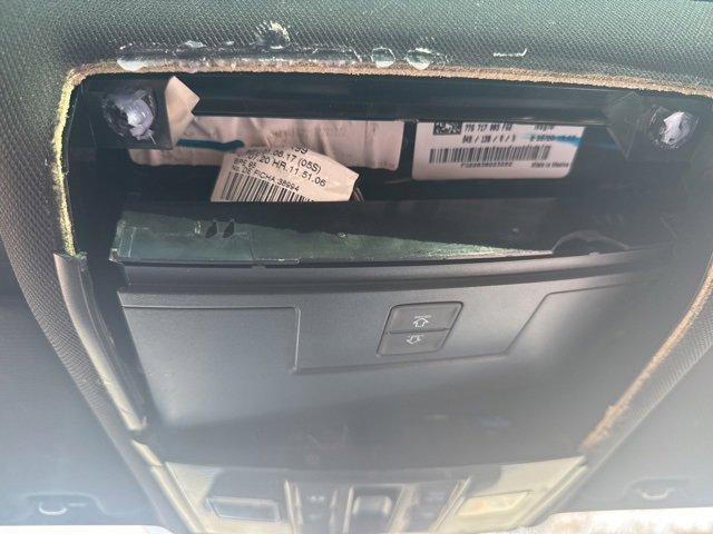 Used 2020 Volkswagen Tiguan SE R-Line image 16