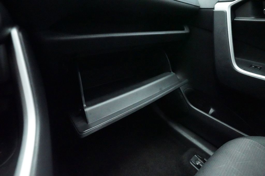 Used 2025 Toyota RAV4 XLE AWD/4WD image 29