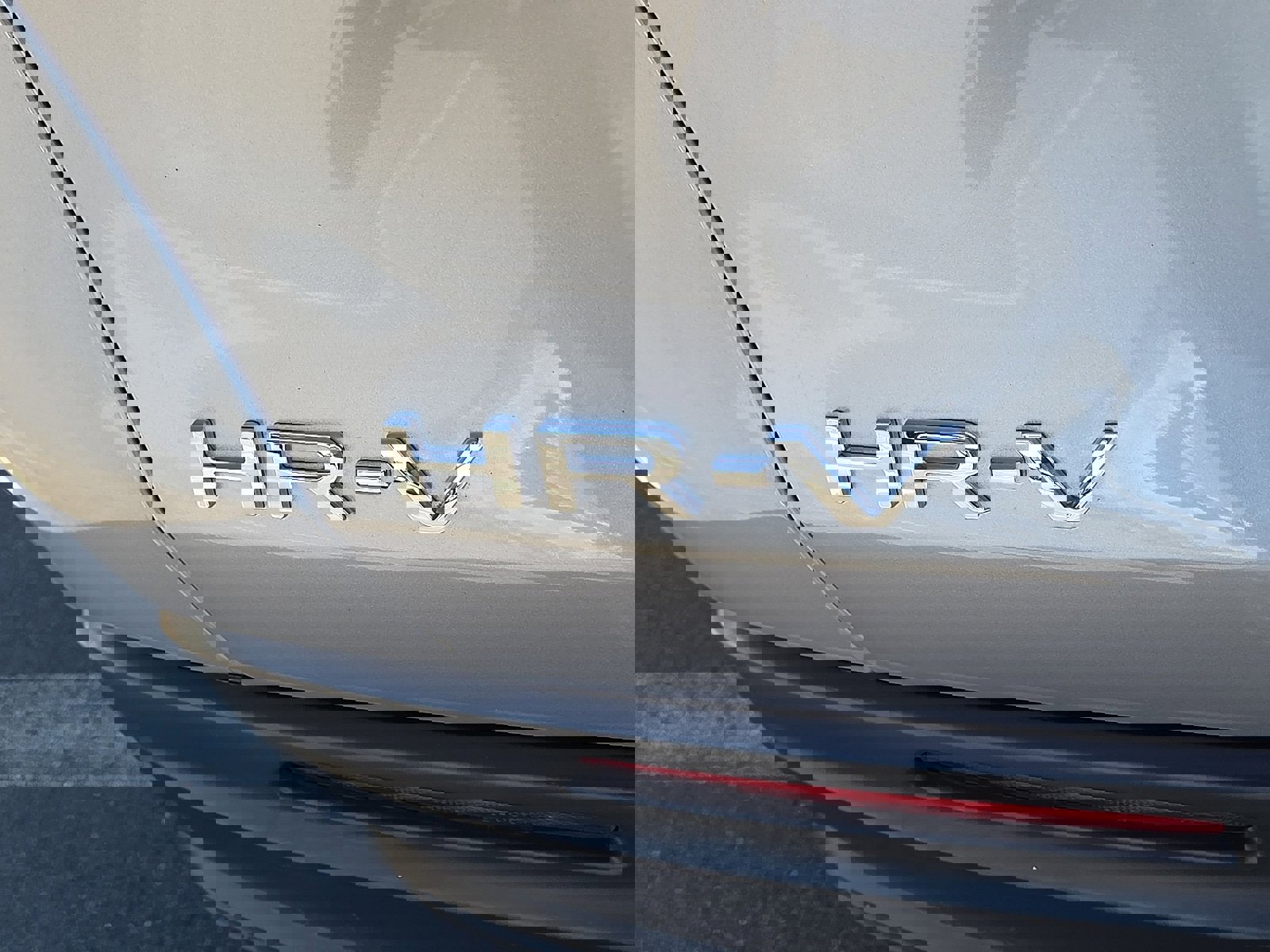 Used 2023 Honda HR-V LX image 28