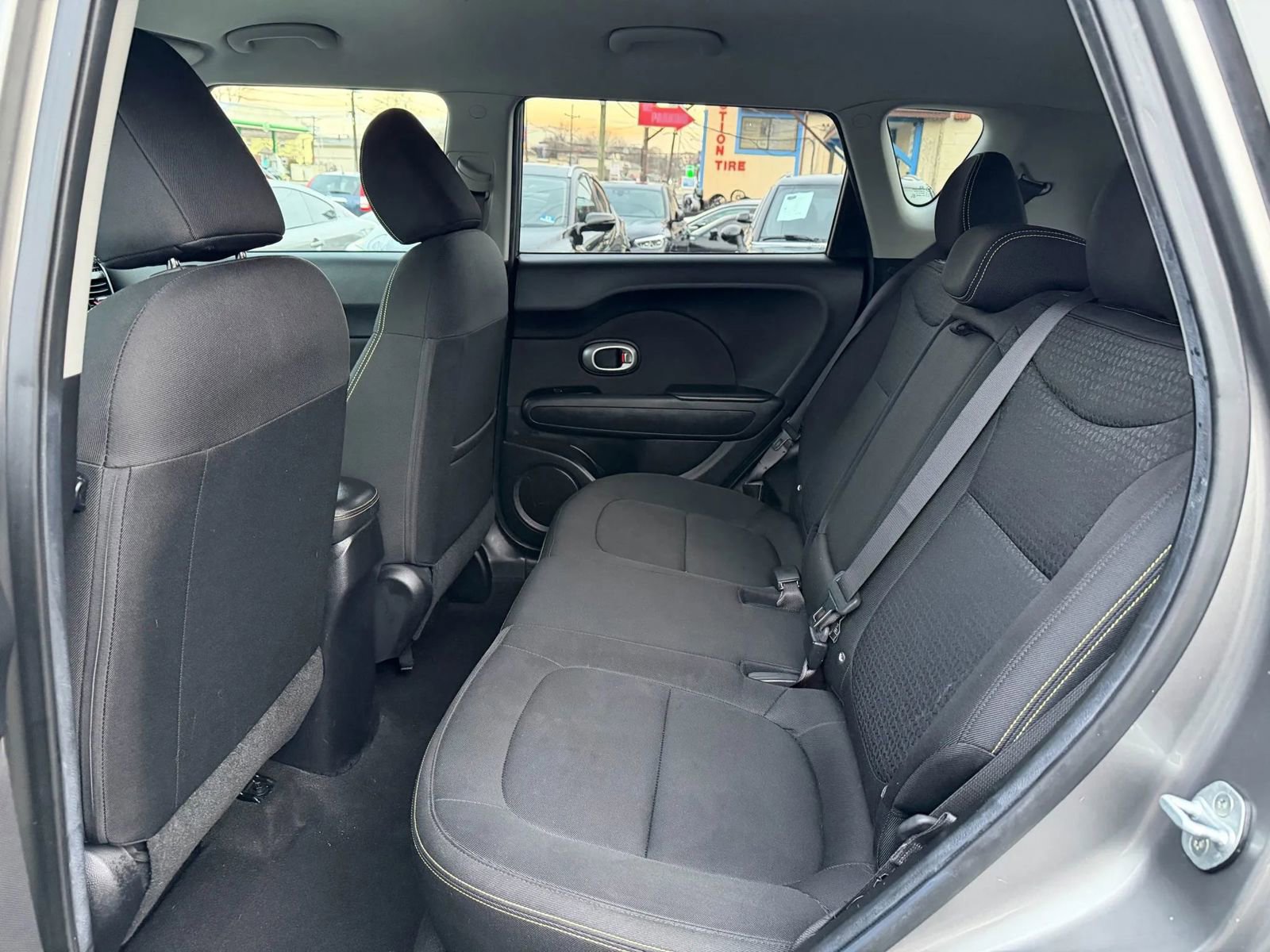 Used 2014 Kia Soul + image 18