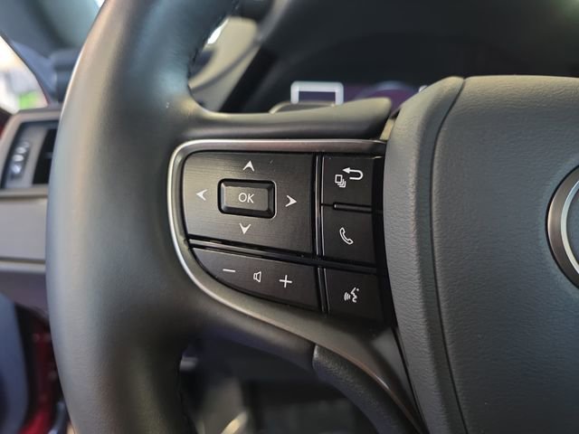 Certified 2025 Lexus ES 300h F Sport w/ Accessory Package (Z1) image 16