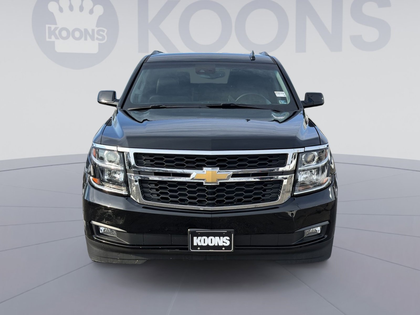 Used 2020 Chevrolet Suburban LT w/ Luxury Package image 11