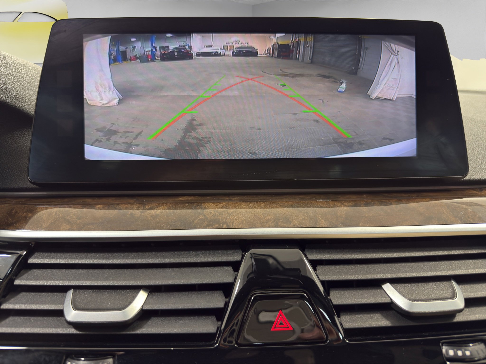 Used 2017 BMW 540i xDrive image 16