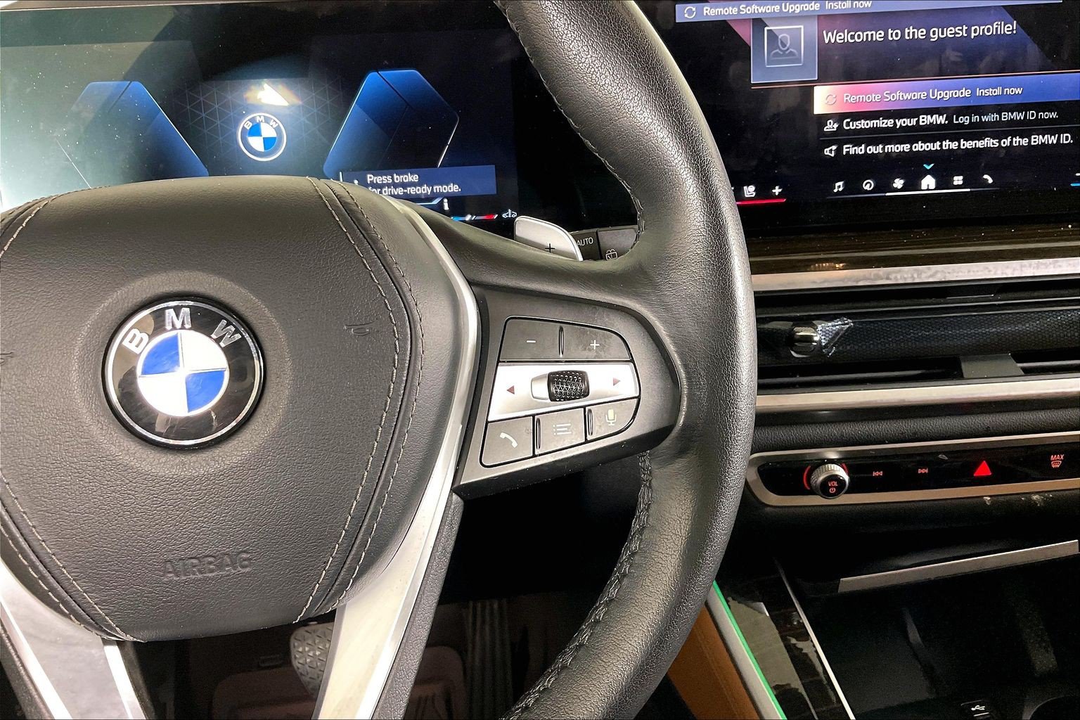 Certified 2025 BMW X5 xDrive40i w/ Premium Package AWD/4WD image 17