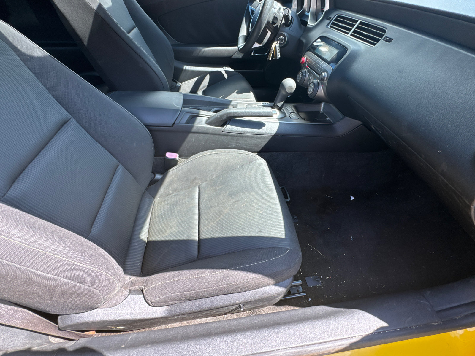 Used 2010 Chevrolet Camaro LT RWD image 12