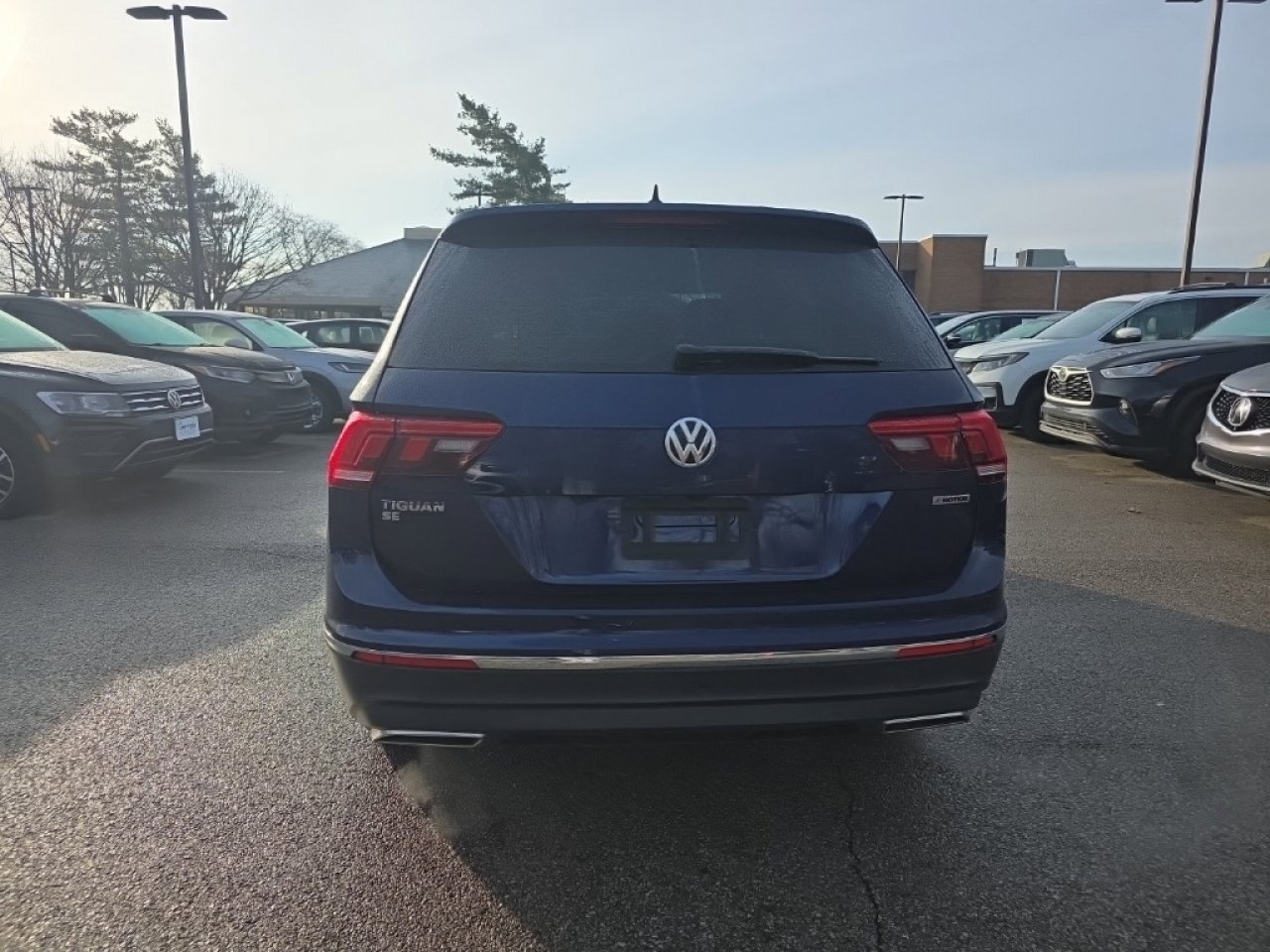 Used 2021 Volkswagen Tiguan SE image 6