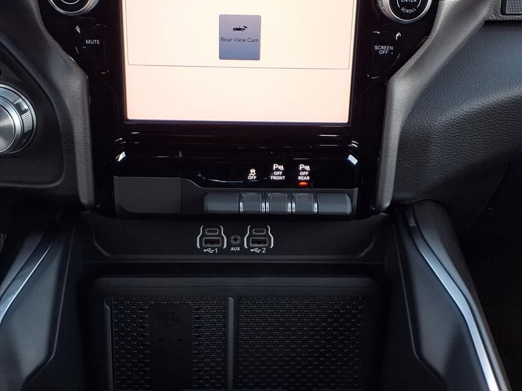 New 2026 RAM 1500 Laramie w/ Sport Appearance Package image 17