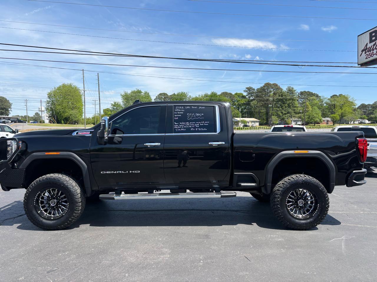 Used 2022 GMC Sierra 2500 Denali image 9
