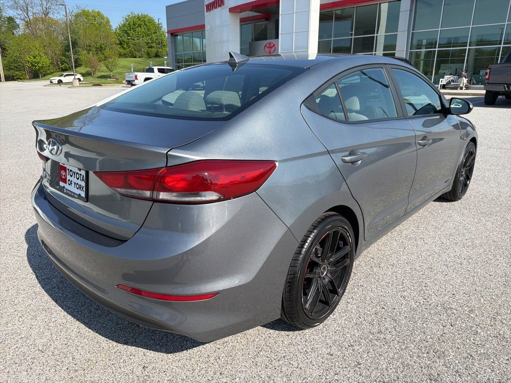Used 2017 Hyundai Elantra SE FWD image 6