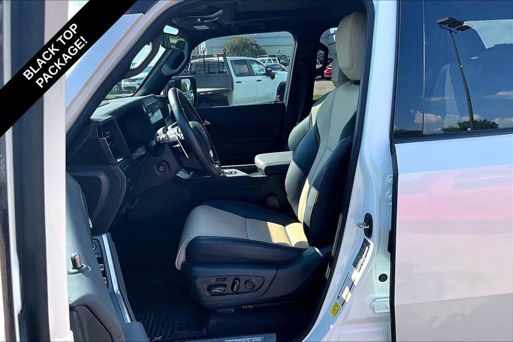 Used 2025 Lexus GX 550 AWD/4WD image 25