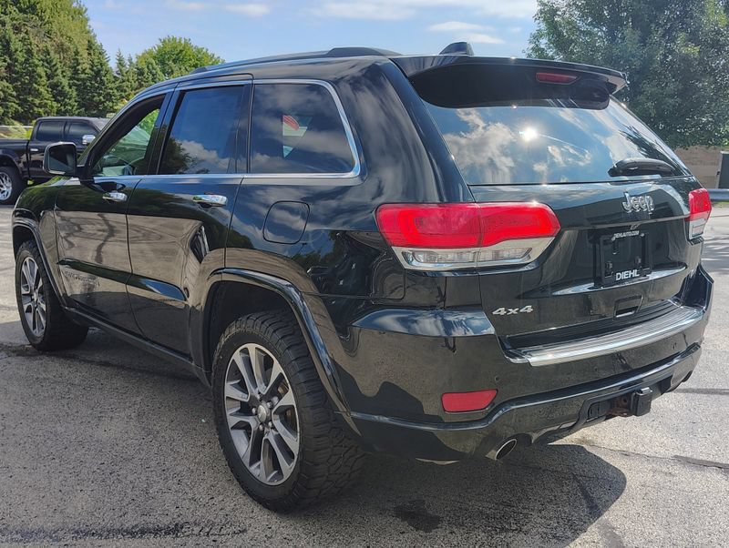 Used 2017 Jeep Grand Cherokee Overland AWD/4WD image 10