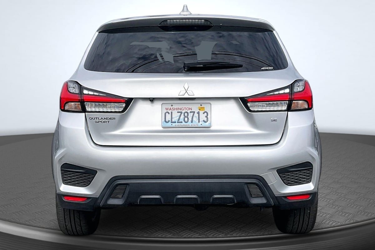Used 2024 Mitsubishi Outlander Sport SE AWD/4WD image 4