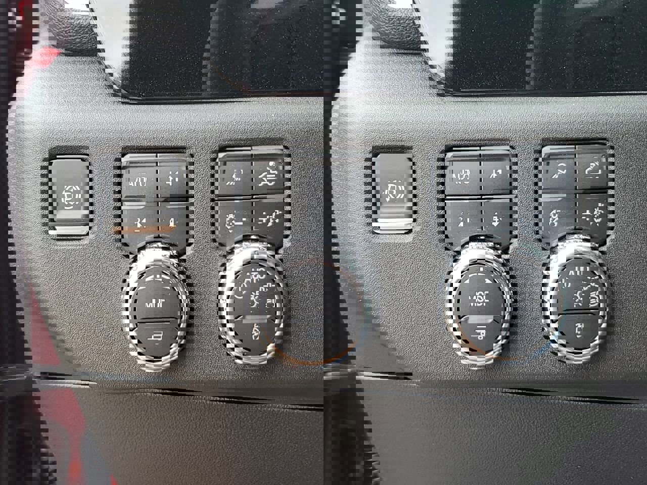 New 2025 GMC Sierra 2500 SLT w/ SLT Premium Package image 54