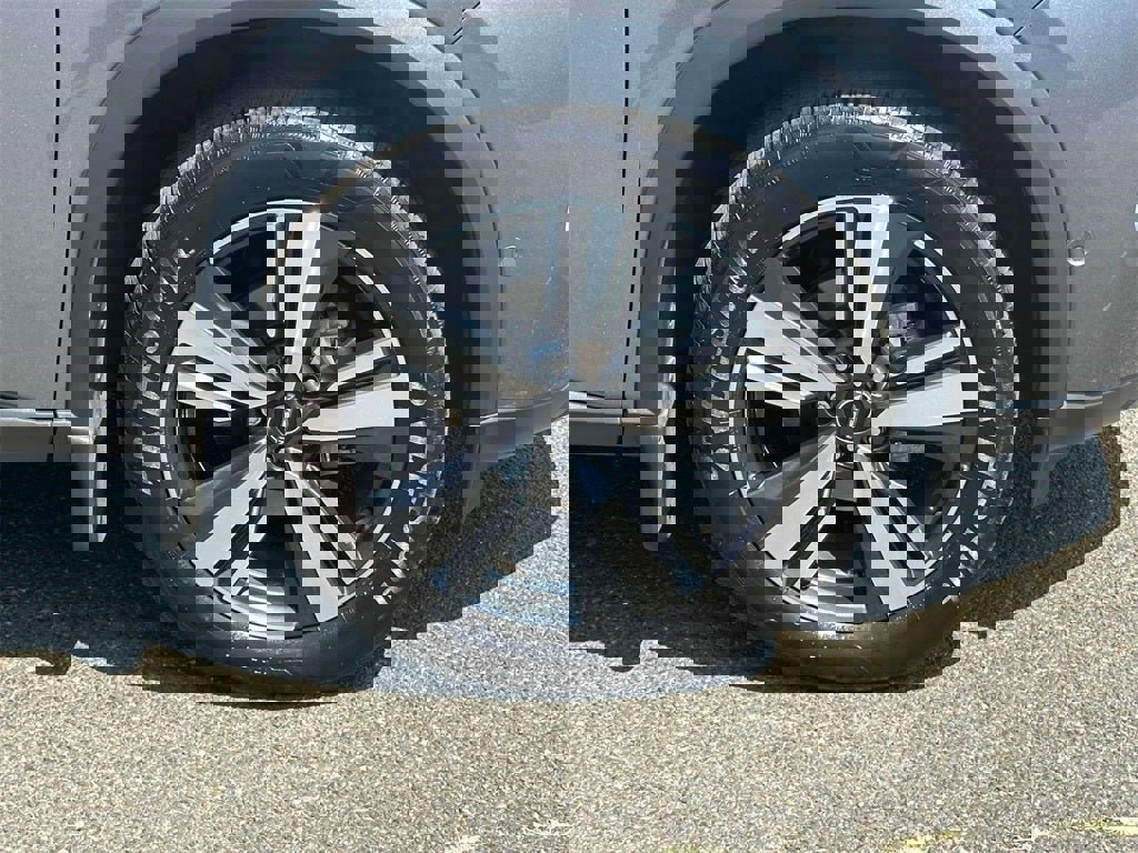 Certified 2023 Nissan Rogue SL w/ SL Premium Package image 7