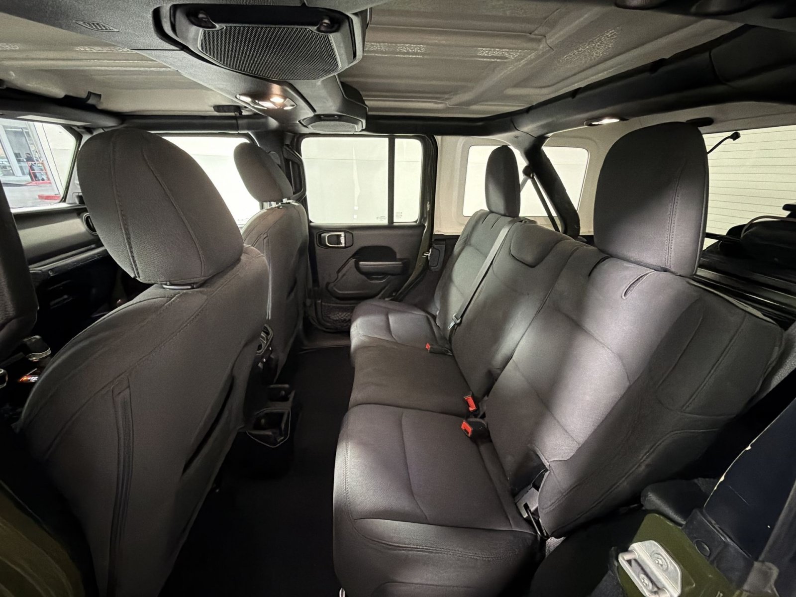 Used 2023 Jeep Wrangler Unlimited Sport AWD/4WD image 23